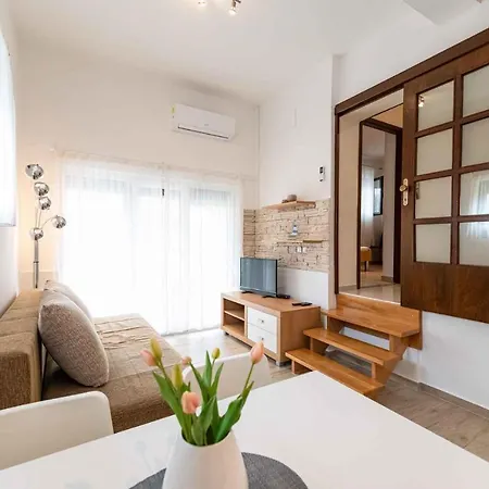 In - Zadar Riviera 26786 Apartment Ljubač