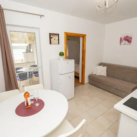 In - Zadar Riviera 26786 Apartment